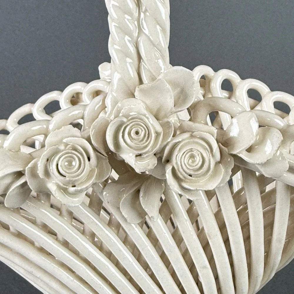 Ceramic Lattice‎ Basket Vintage Cream Floral Rose Twisted Handle 9.5in Excellent